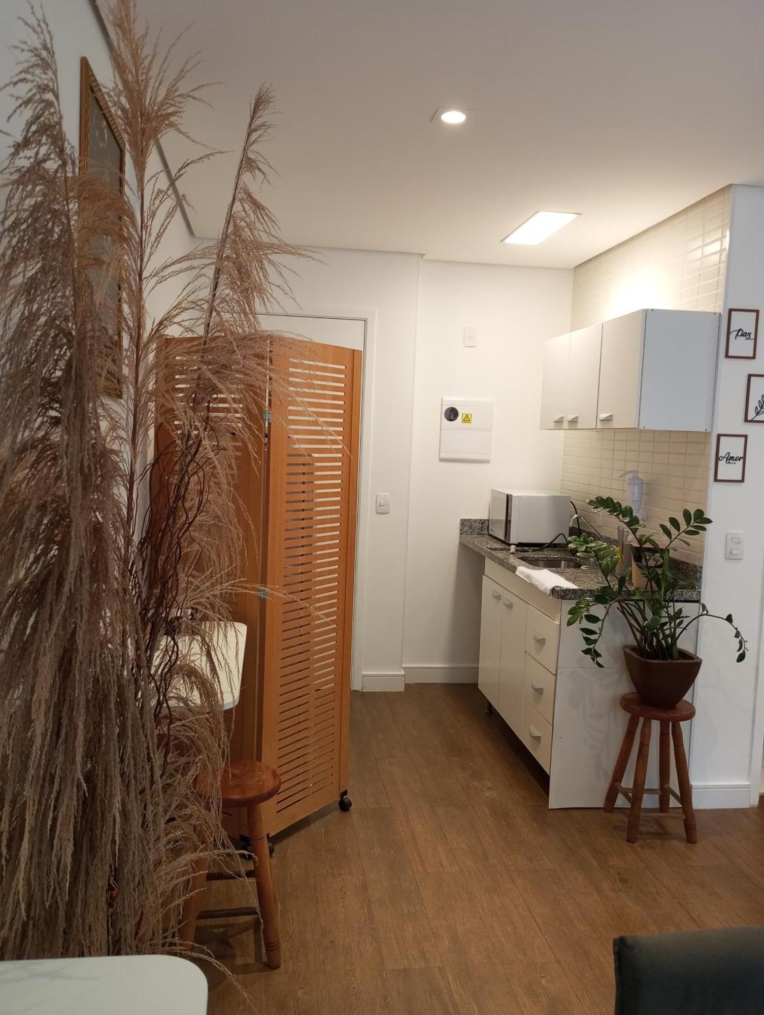 Contemporaneo No Centro De Sao Paulo, Ao Lado Do Metro E 25 De Marco Com Piscina Apartamento